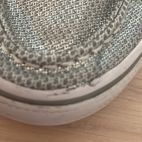 SPERRY TopSider girls silver boat shoes size 11 GUC - Picture 8 of 14